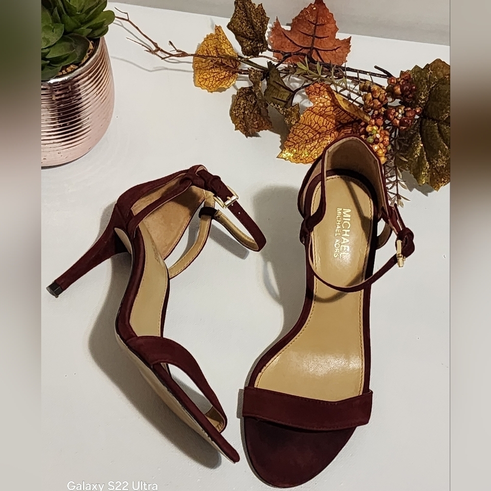 Michael Kors Women's Burgundy Sandals - Picture 4 of 7
